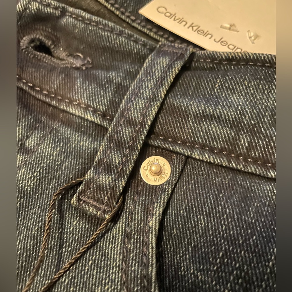 Calvin Klein Jeans NWT - Standard Straight - Picture 8 of 15